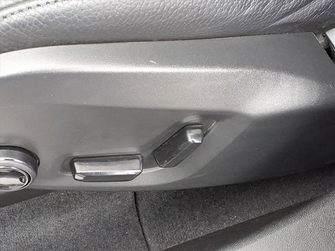 Used 2020 Volvo XC60 T5 Inscription w/ Protection Package image 18