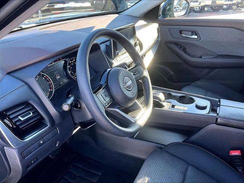 Certified 2023 Nissan Rogue SV image 8