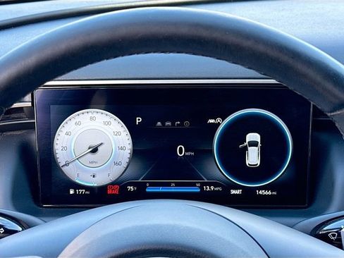 Used 2023 Hyundai Tucson Limited image 12