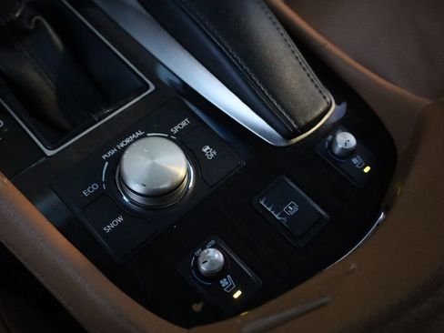 Used 2013 Lexus LS 460 4dr Sedan AWD image 40