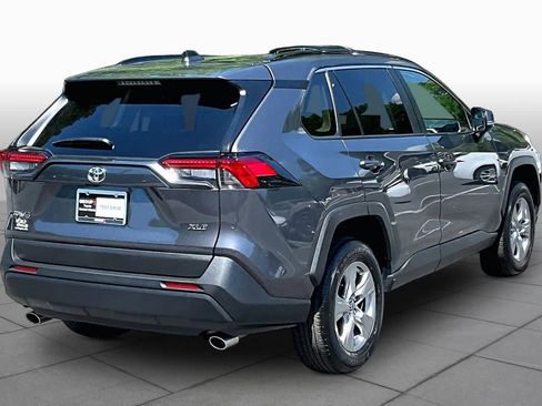 Used 2025 Toyota RAV4 XLE w/ Convenience Package FWD image 13
