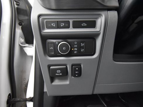 Used 2021 Ford F150 Lariat AWD/4WD image 33