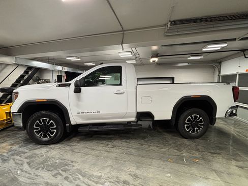 Used 2020 GMC Sierra 2500 SLE w/ SLE Convenience Package image 8