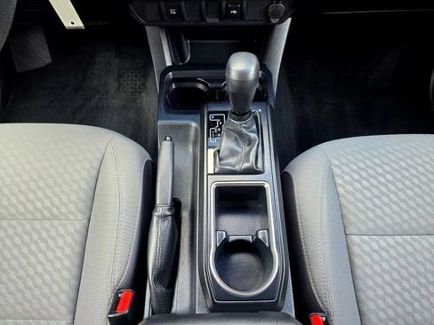 Used 2020 Toyota Tacoma SR w/ SR Convenience Package AWD/4WD image 35
