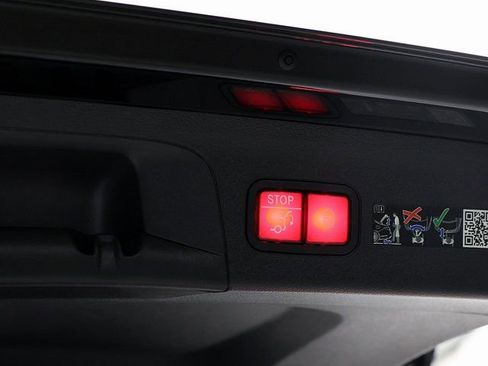 Certified 2026 Mercedes-Benz GLS 450 4MATIC image 34