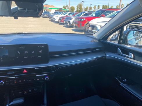 Used 2025 Kia K5 LXS image 36