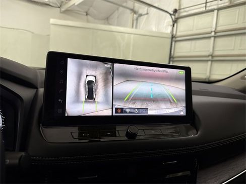 Used 2024 Nissan Rogue Platinum w/ Platinum Premium Package image 26