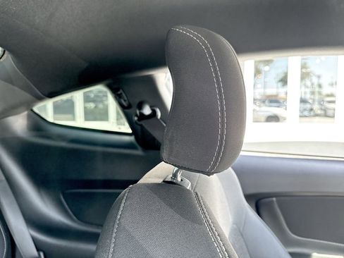 Used 2016 Ford Mustang Coupe RWD image 20