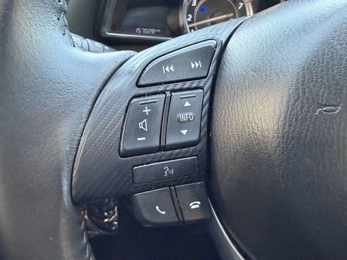 Used 2015 MAZDA MAZDA3 s Touring FWD image 20