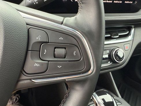 Used 2024 Buick Envista Preferred w/ Convenience I Package image 18