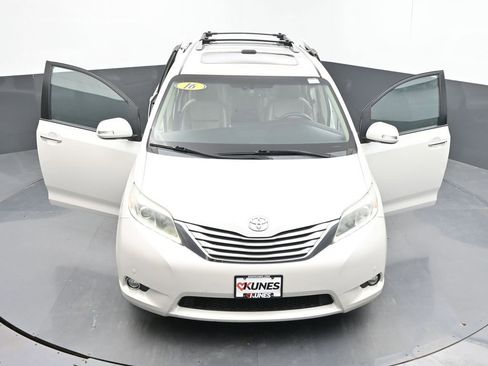 Used 2016 Toyota Sienna Limited Premium AWD/4WD image 67