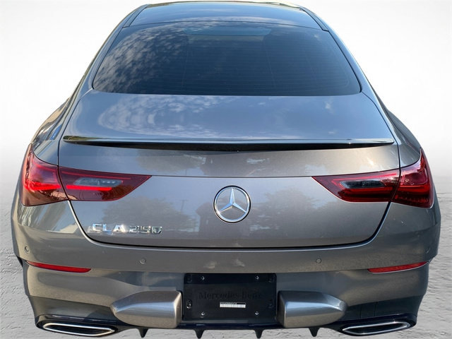 Used 2024 Mercedes-Benz CLA 250 image 4