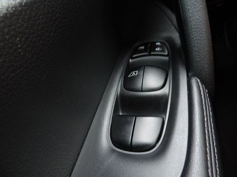 Used 2020 Nissan Rogue S w/ Special Edition Package image 26