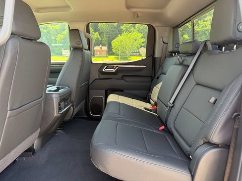 New 2026 Chevrolet Silverado 1500 RST w/ Redline Edition AWD/4WD image 33