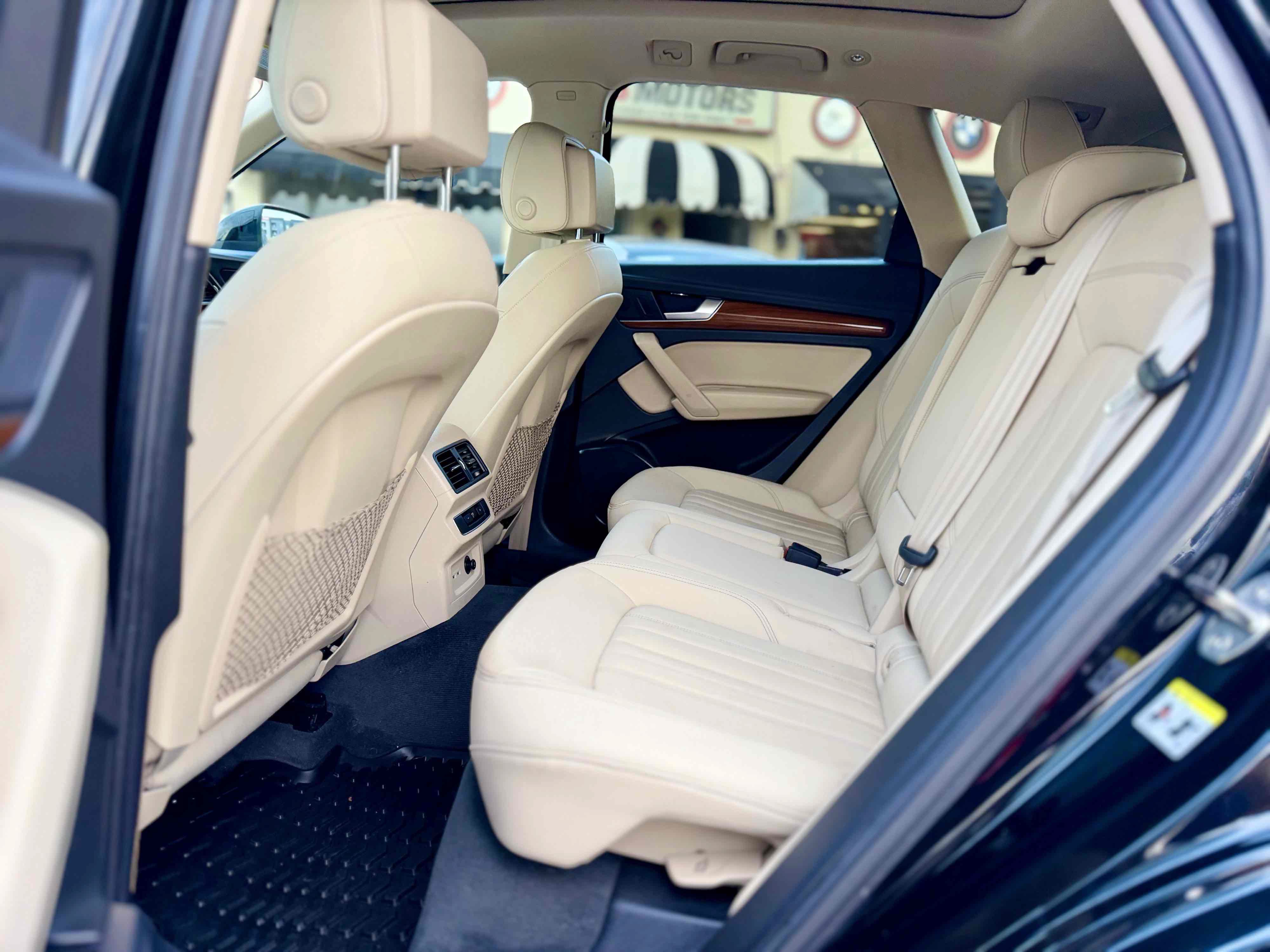Used 2022 Audi Q5 2.0T Premium AWD/4WD image 23