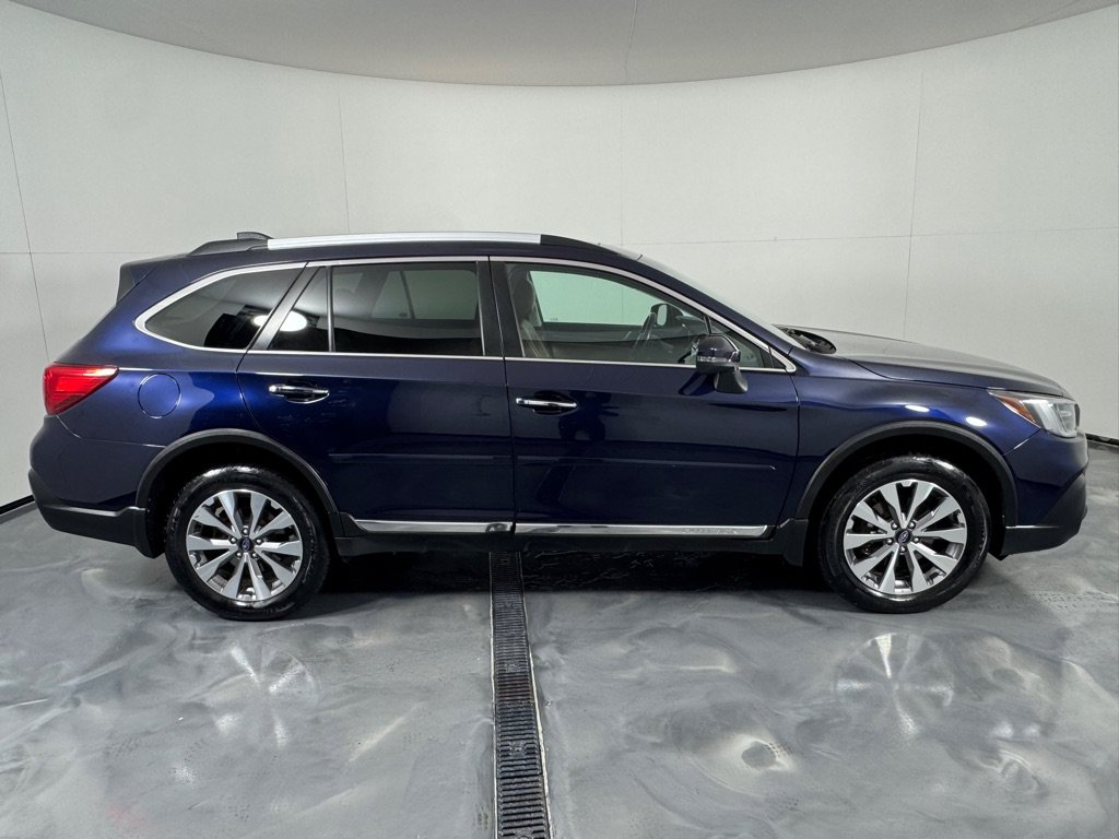 Used 2018 Subaru Outback 3.6R Touring w/ Protection Package #1 AWD/4WD image 4