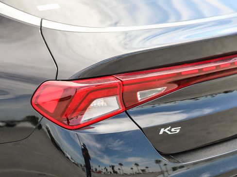 Used 2022 Kia K5 LXS FWD image 9