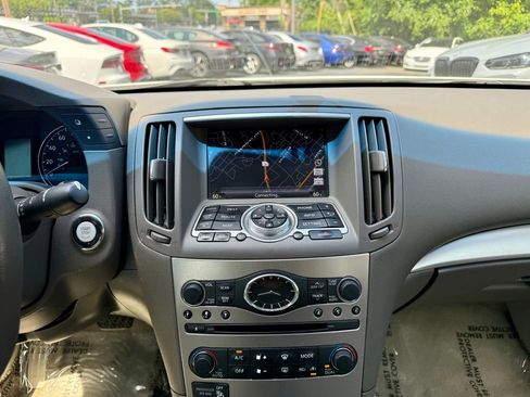 Used 2012 INFINITI G37 x Sedan w/ Premium Pkg AWD/4WD image 19