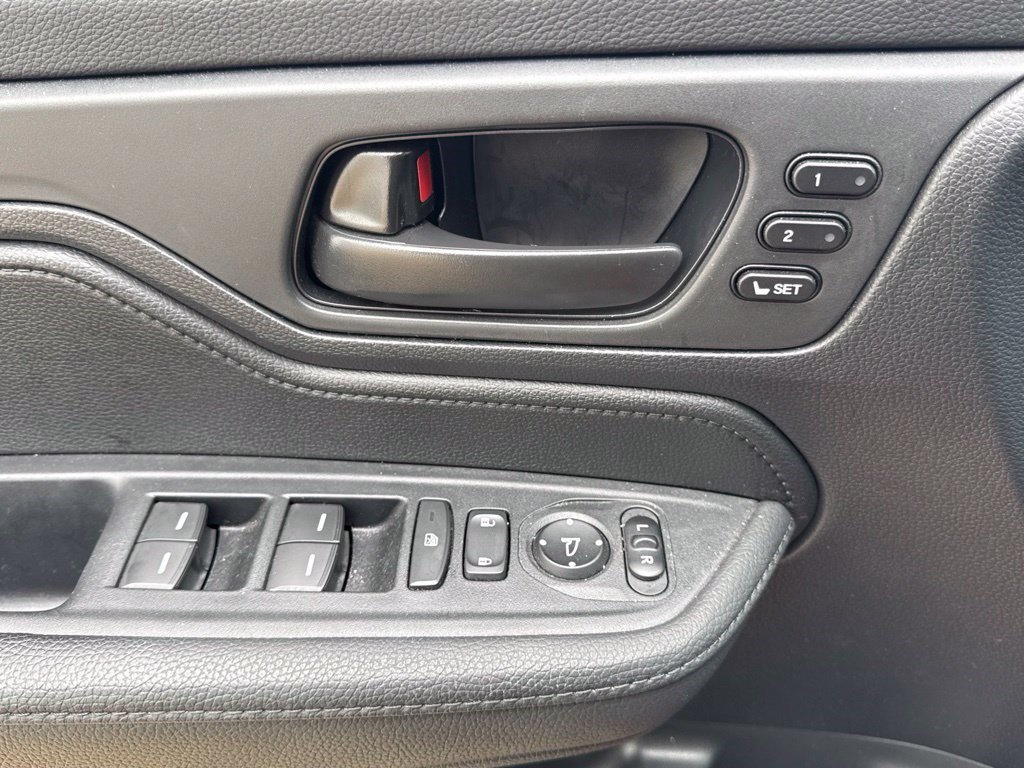 Used 2024 Honda Odyssey Sport image 14