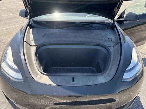 Used 2020 Tesla Model Y Long Range AWD/4WD image 10