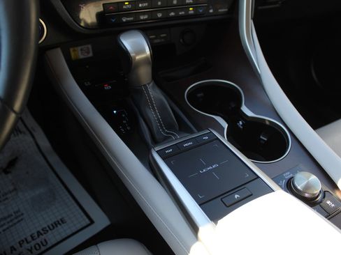 Used 2021 Lexus RX 450h 450h image 18