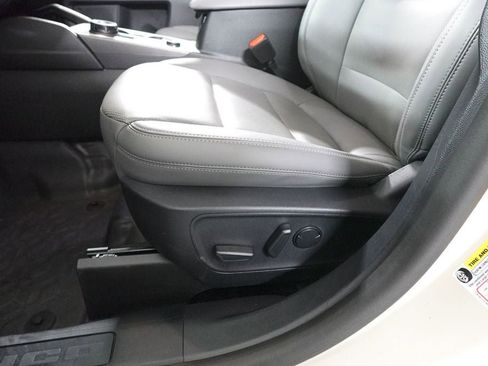 Used 2025 Ford Bronco Sport Badlands image 11