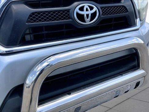 Used 2014 Toyota Tacoma PreRunner w/ Limited Package RWD image 28
