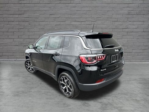 New 2026 Jeep Compass Limited AWD/4WD image 5