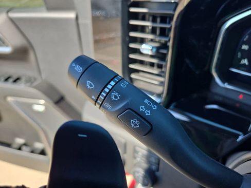 Used 2023 Chevrolet Silverado 1500 LTZ image 24