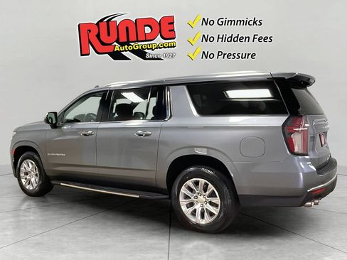 Used 2021 Chevrolet Suburban Premier AWD/4WD image 4