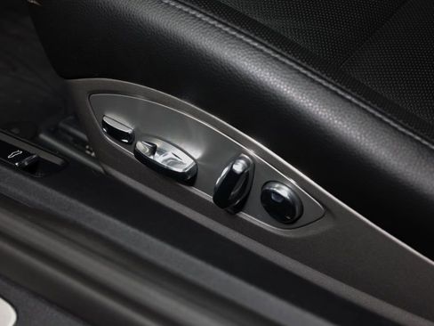 Used 2018 Porsche 911 Targa 4S image 40