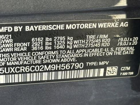 Used 2021 BMW X5 xDrive40i w/ Premium Package 3 AWD/4WD image 32
