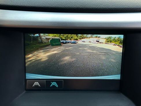 Used 2017 GMC Acadia SLE image 23