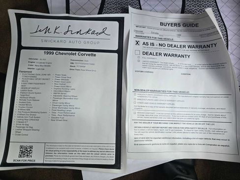 Used 1999 Chevrolet Corvette Coupe w/ Memory Pkg image 13