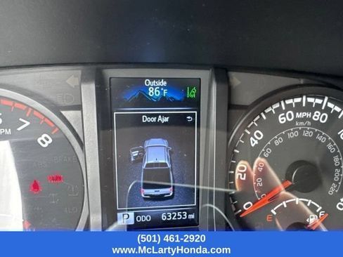 Used 2022 Toyota Tacoma SR w/ SR Convenience Package RWD image 9