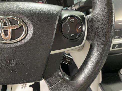 Used 2014 Toyota Camry LE FWD image 28