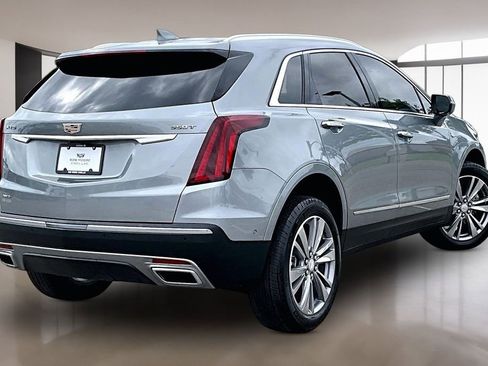 Used 2025 Cadillac XT5 Premium Luxury w/ Technology Package AWD/4WD image 2