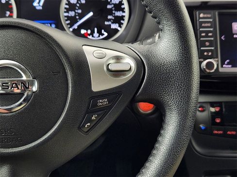 Used 2019 Nissan Sentra SV image 18