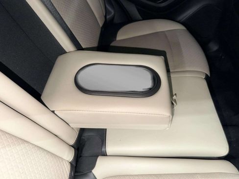 Used 2018 Buick Encore Preferred image 22