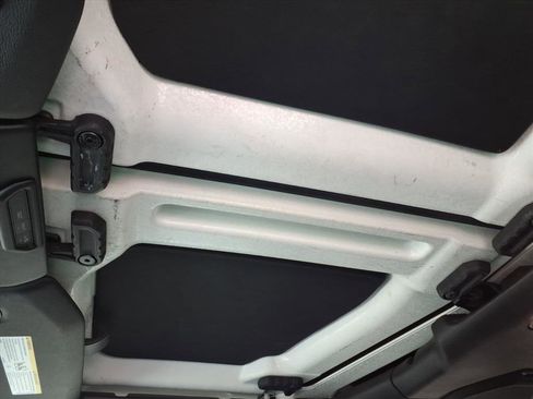 Used 2023 Jeep Wrangler Sahara AWD/4WD image 20