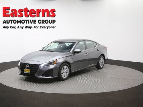 Used 2023 Nissan Altima 2.5 S FWD image 54