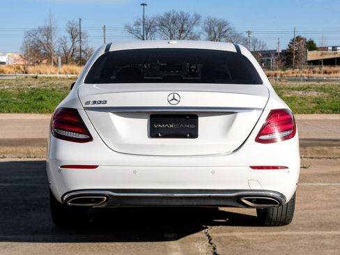 Used 2017 Mercedes-Benz E 300 image 8