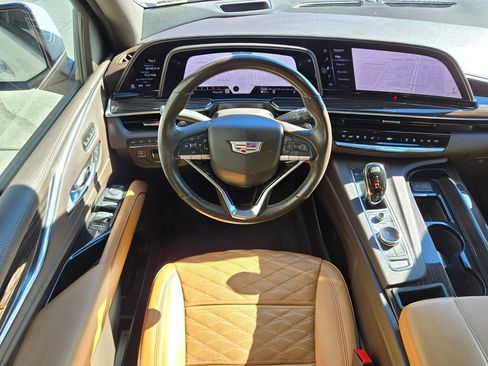 Used 2021 Cadillac Escalade ESV Sport w/ Driver Assist Tech Package image 17