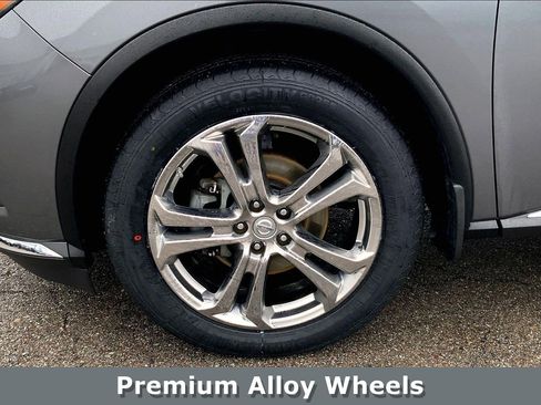 Used 2018 Nissan Murano Platinum w/ Cargo Package image 9