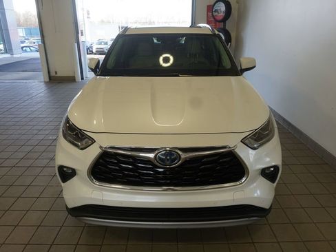 Used 2020 Toyota Highlander Platinum image 17