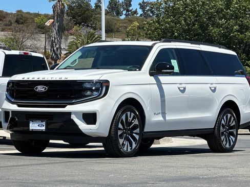 New 2027 Ford Expedition Max Platinum w/ Driver's Package AWD/4WD image 7