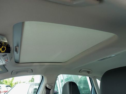 New 2025 Volkswagen Jetta SEL image 21