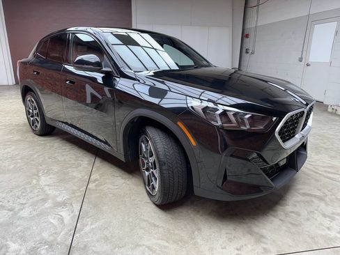 Used 2026 BMW X2 xDrive28i AWD/4WD image 6