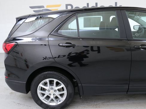 Used 2024 Chevrolet Equinox LS w/ LPO, Floor Liner Package image 10