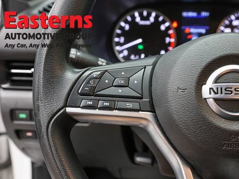 Used 2020 Nissan Sentra S FWD image 14